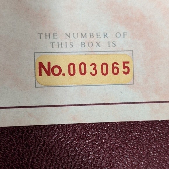 Britian's Limited Edition parachute regiment no 3065 retired in original box - Picture 9 of 10